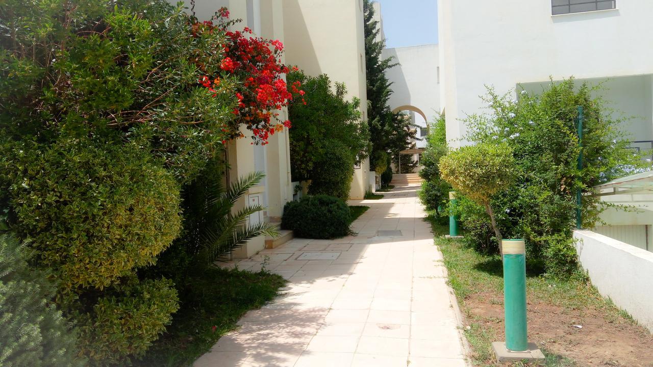 Apartamento Happy House Ennasr Ariana Exterior foto